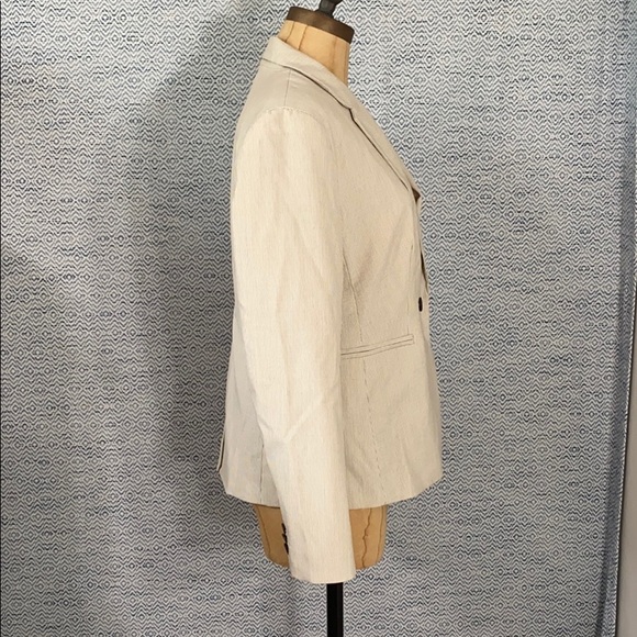 Banana Republic Pinstripe Blazer - Picture 6 of 11